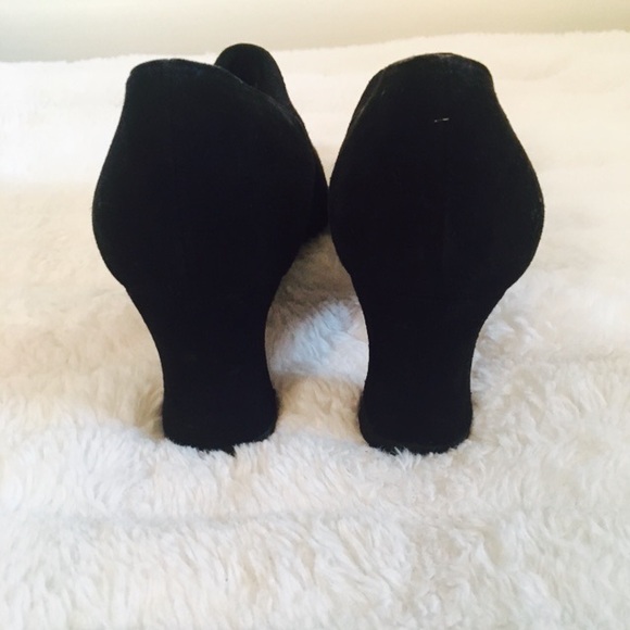 Amazing Stuart Weitzman heels! - Picture 5 of 7